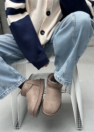 W Classic ultra mini støvle Caribou UGG 